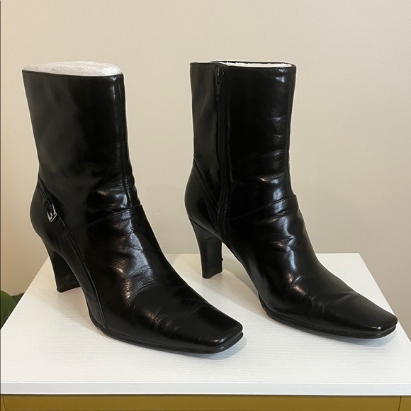 Nine West Shoes - Nine West Women’s Leather Black Heeled Square Toe Boots Size 7.5